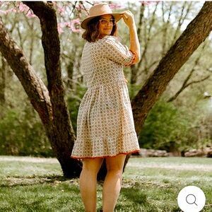 NWT Bebe Organic Woman’s dress size M Perfect dress for fall!